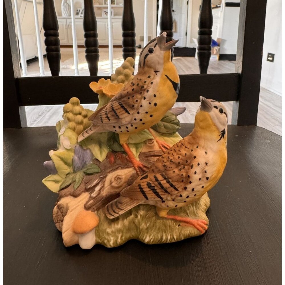 Eastern Meadowlark Figurine - Hand Painted Porcelain Bird Music Box - Enesco